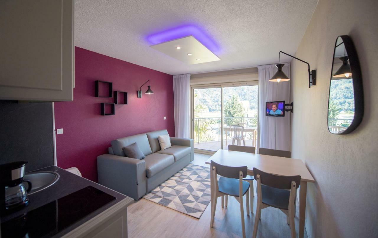 Appart Hotel Lou Castelet การ์โรส ภายนอก รูปภาพ